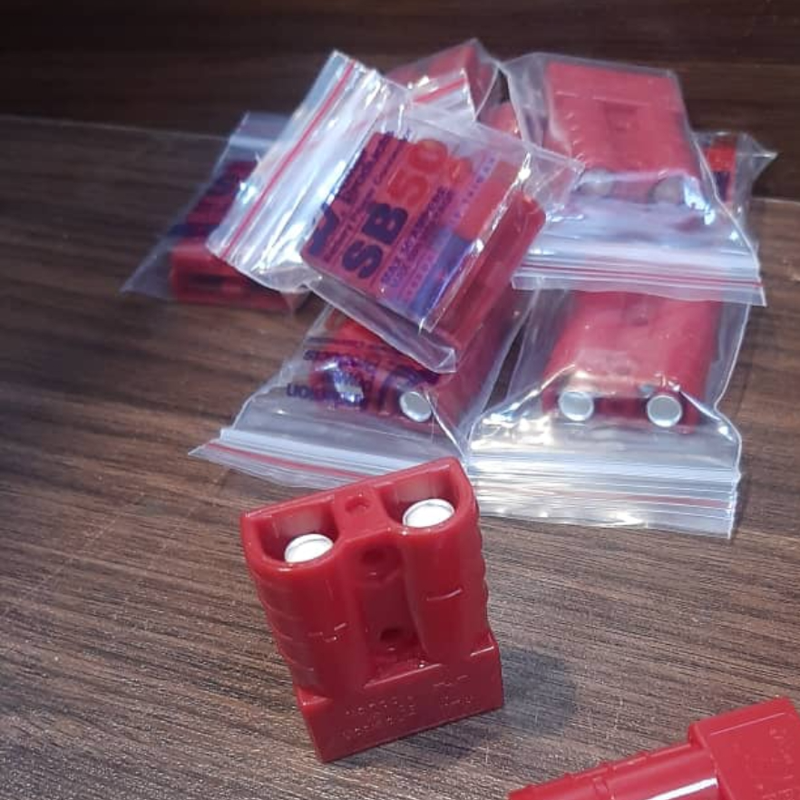 سوکت برقی لیفتراک ۵۰ آمپر ۶۰۰ ولت برند : اصلی