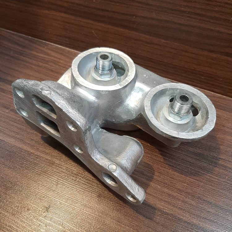 پایه فیلتر موتور پرکینز و موتور لوول ۶ سیلندر سری١٠٠٦ (تراكتور فرگوسن٣٩٩)