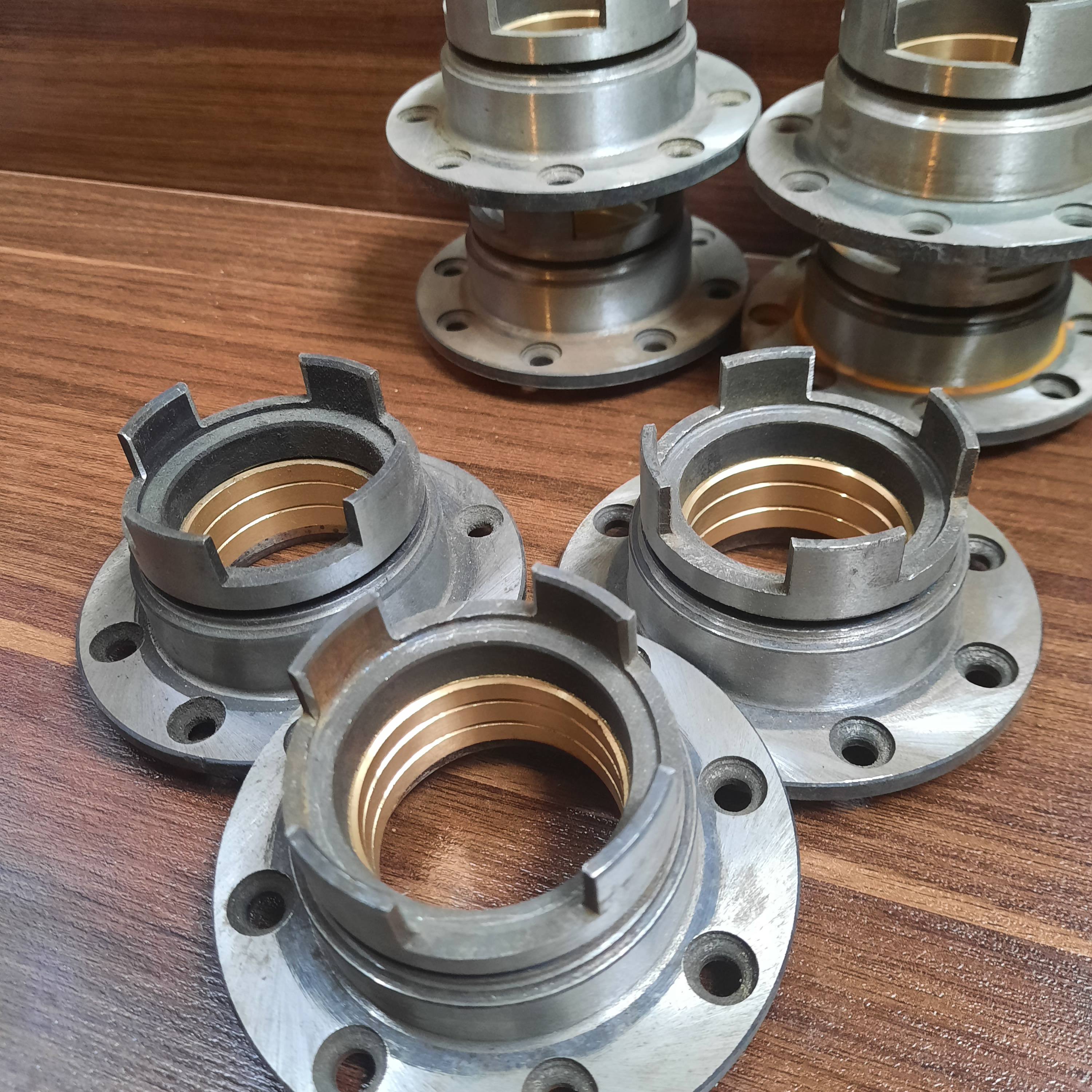 فلنچ چهار پر توربین لیفتراک سهند