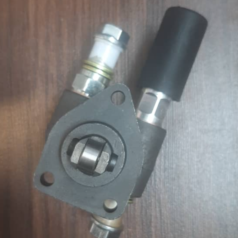 پمپ سه گوش گازوئیل موتور لوول ۱۰۰۴ ، ۱۰۰۶